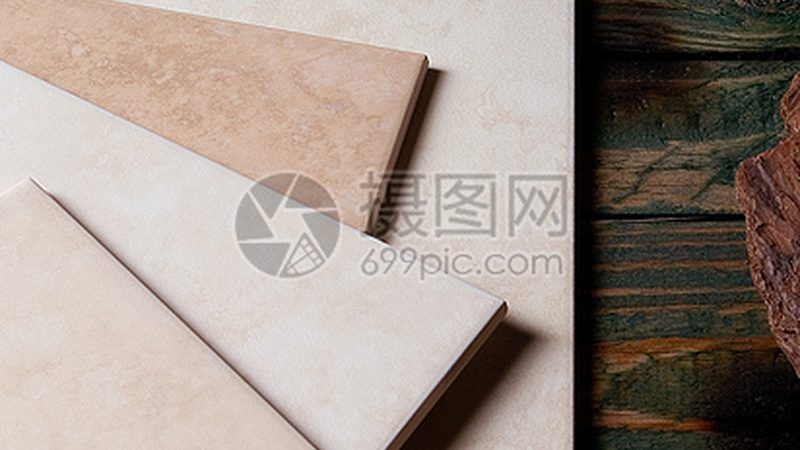 在众多品牌和厂家中，以下几款客厅瓷砖具有较高的性价比：